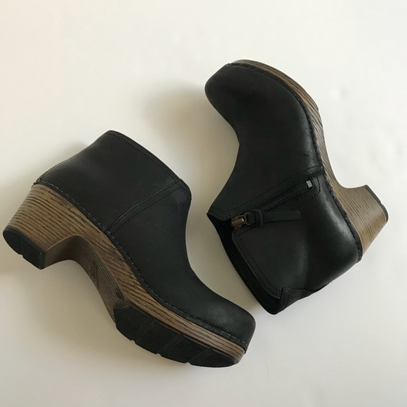 dansko max bootie